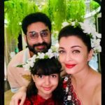 Aishwarya Rai Instagram - ✨🥰❤️I LOVE YOU FOREVER AND BEYOND 😍💖😘💞💝💕🤗💗🌈🎊✨