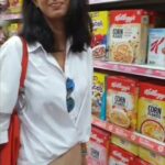 Aishwarya Sakhuja Instagram - Hi Guys #reelsinstagram #reelsofindia #reelkarofeelkaro #reelsvideo #reels #reelitfeelit #instareels #instagramcomedy #instacomedy #pj #jokesofinstagram #imajoking #funny #funnyshopping #tummujhetangkarnelageho #roash