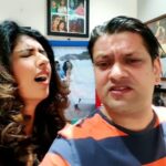 Aishwarya Sakhuja Instagram – Kheech meri photo #instareels #instajokes #instagramcomedy #instacomic #reelsinstagram #reelsofindia#dadjokes #reelkarofeelkaro #idontgiveadamn #reelsvideo #reels #pj #badjokes #wordplay #roash #comedy #comedyvideos #comedyreels #riddles #husbandandwife #wife #wifelove  #couples #couplereels #hatersfuckoff🖕 #mumbai #india #happynewyear