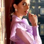 Aishwarya Sakhuja Instagram - Reminiscing #yhc #AhaanaKhurana #ahaanadiaries #starplus #AishwaryaSakhuja #actor #throwback #ahaanaslooks #sareefusion #balajitelefilms