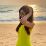 Akanksha Puri Instagram - Her heart was made of liquid sunsets ❤️ #morning #morningvibes #sun #sunset #sun #beach #goa #india #beautiful #waves #beauty #joy #happy #love #lifestyle #photooftheday #picoftheday #photography #goodvibes #me #girl #instagood #instagram #beingme #akankshapuri #❤️