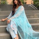 Akanksha Puri Instagram - Flaunting my Ethnicity with @naari_collections ❤️ . . #photooftheday #picoftheday #indian #goodvibes #blue #ootd #motivation #beauty #beautiful #smile #sunkissed #sun #instagood #instagram #instamood #instadaily #life #love #fitness #girl #bossbabe #tattoo #beingme #akankshapuri #💜