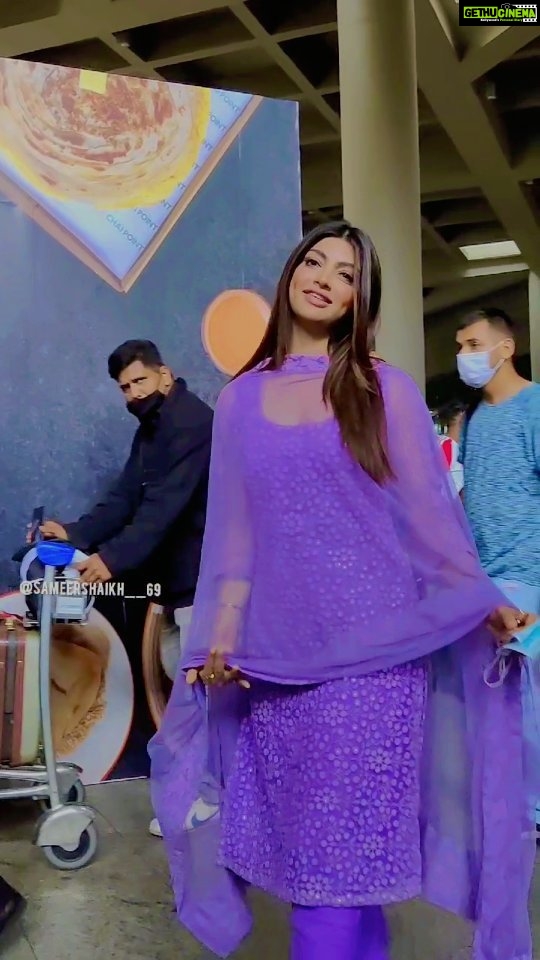 Akanksha Puri Instagram - Kaka 🔥🔥 Again With New Song With Beautiful ❤️😍 Girl @akanksha8000 " Mere Warga ' Is Out Now ❤️❤️ .. .. .. .. .. #akankshapuri Snapped At Mumbai Airport Arrival 😍 PunjabLook In Suit .... . . #AirportDiaries #kaka #terewarga #airportstyle #airportvideo #airportfashion #airportlook #instagood #instgram #instafashion #instadaily #punjabisongs #punjabilook #trending #trendingnow #trend #trendingsongs #keeploving #sameershaikh__69 #sameersquad⚡ #kbye 📸✨ @kaka._.ji @akanksha8000