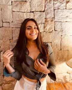 Aksha Pardasany Instagram - Happy Sunday ☘️
