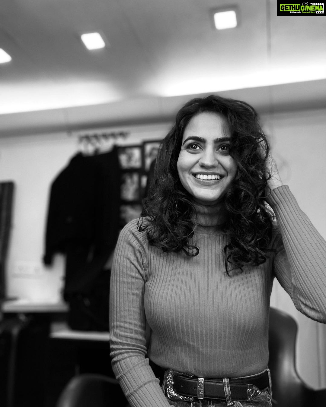 Aksha Pardasany - 9.4K Likes - Most Liked Instagram Photos