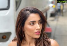 Akshara Gowda Instagram - Not a secret , but it’s just not your business 🙄😴🥶🤨 Makeup : @manjiri_trivedi Hair : @rrekha284 #nofilter #shoot #aksharagowda #stylishtamilachi #stylishtamizhachi Chennai, India