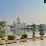 Alia Bhatt Instagram – ੴ

blessings.. gratitude .. light 🙏☀️ Gurdwara Bangla Sahib, New Delhi