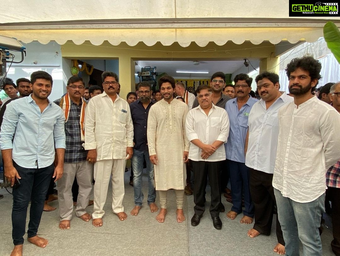 Allu Arjun Instagram - AA20 Pooja . 3rd time with my darling Sukku . DSP special combo always . Hoping to create a magic again . Thank you Koratala Shiva garu , Surender Reddy Garu & Allu Arvind garu (dad) and all other guests for gracing the occasion. Thank you Mythri Movies & Muttamsetty Media .