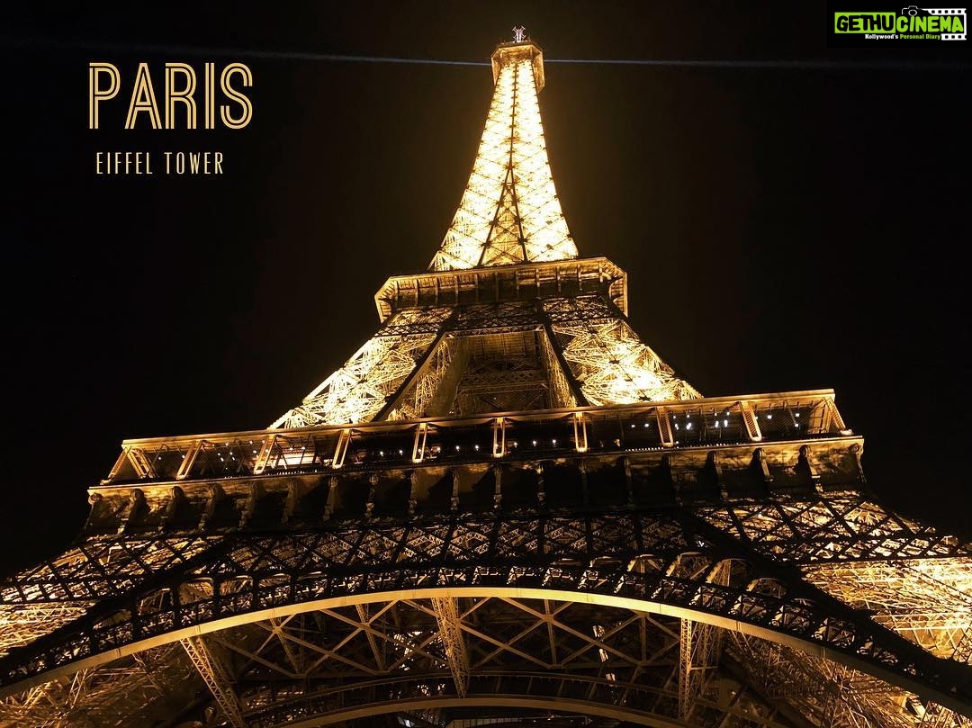 Allu Arjun Instagram - PARIS #postcardshot #aaclicks