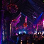 Allu Arjun Instagram - Mirror Lounge & Club . Bali Mirror Bali