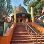 Amala Paul Instagram - Scrapbooking my trip to Assam: I went to the Navagraha temple on Chitrachal hill and took a minute to truly take in everything that I saw. The juxtaposition of a manmade wonder atop mother nature's wonder made me realize the importance of co-existing in peace. Love and you shall be loved. Give and you shall be given. #moonchildmusings #templesofindia #mytraveldiaries #healing Navagraha Hill, Guwahati