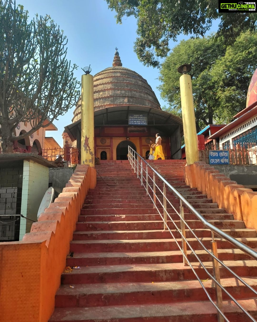 Amala Paul Instagram - Scrapbooking my trip to Assam: I went to the Navagraha temple on Chitrachal hill and took a minute to truly take in everything that I saw. The juxtaposition of a manmade wonder atop mother nature's wonder made me realize the importance of co-existing in peace. Love and you shall be loved. Give and you shall be given. #moonchildmusings #templesofindia #mytraveldiaries #healing Navagraha Hill, Guwahati