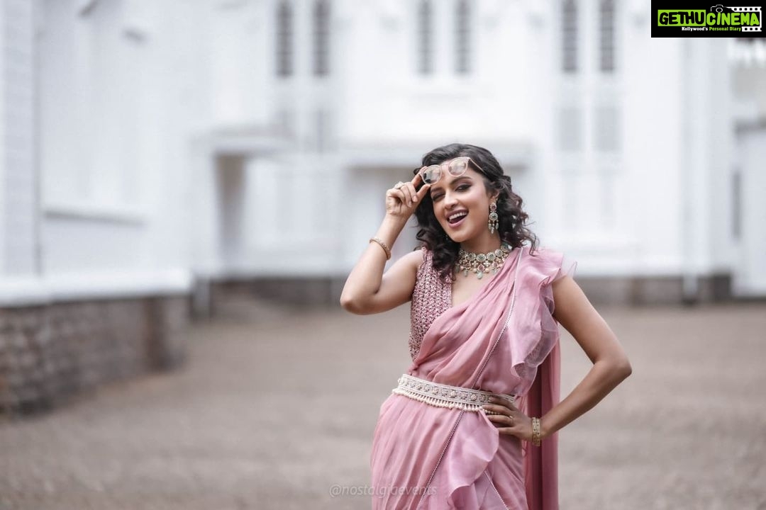 Amala Paul Instagram - Champagne soaked dreams 🥂 Outfit: @nikita.vishakha Styled by: @pallakhshah Assisted by: @himanyasingh MUA: @makeupandhairbysagallya Photography: @nostalgiaevents.in #poser #ootd #pink #blushes #goodvibesonly #playingdressup #alldayeveryday
