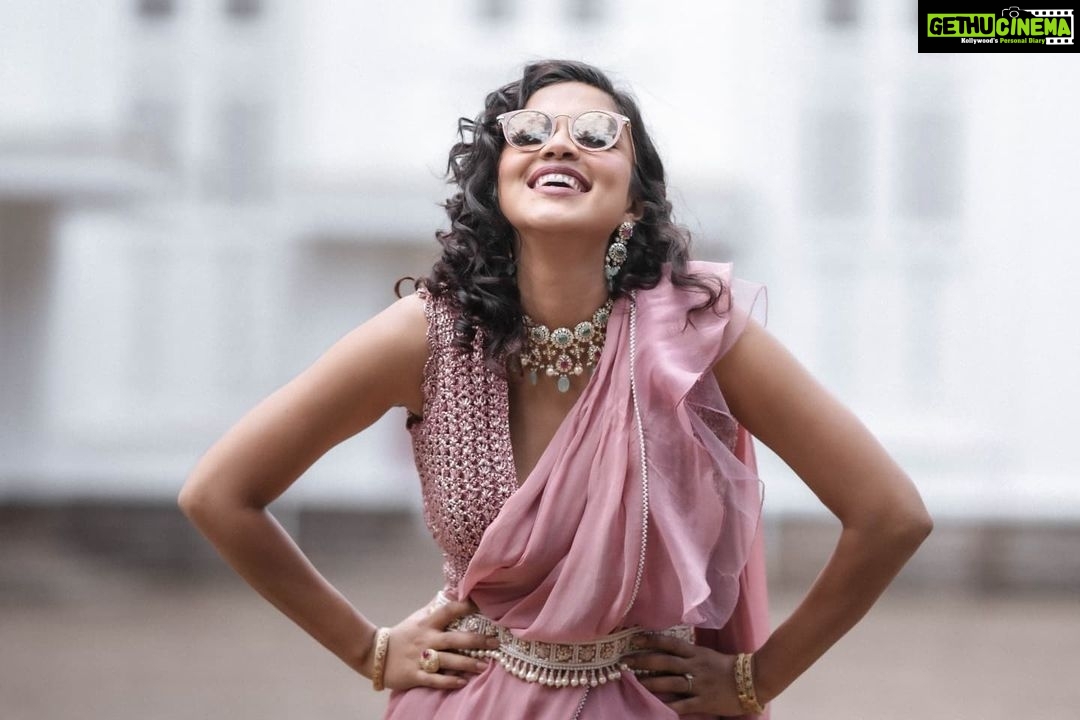 Amala Paul Instagram - Champagne soaked dreams 🥂 Outfit: @nikita.vishakha Styled by: @pallakhshah Assisted by: @himanyasingh MUA: @makeupandhairbysagallya Photography: @nostalgiaevents.in #poser #ootd #pink #blushes #goodvibesonly #playingdressup #alldayeveryday