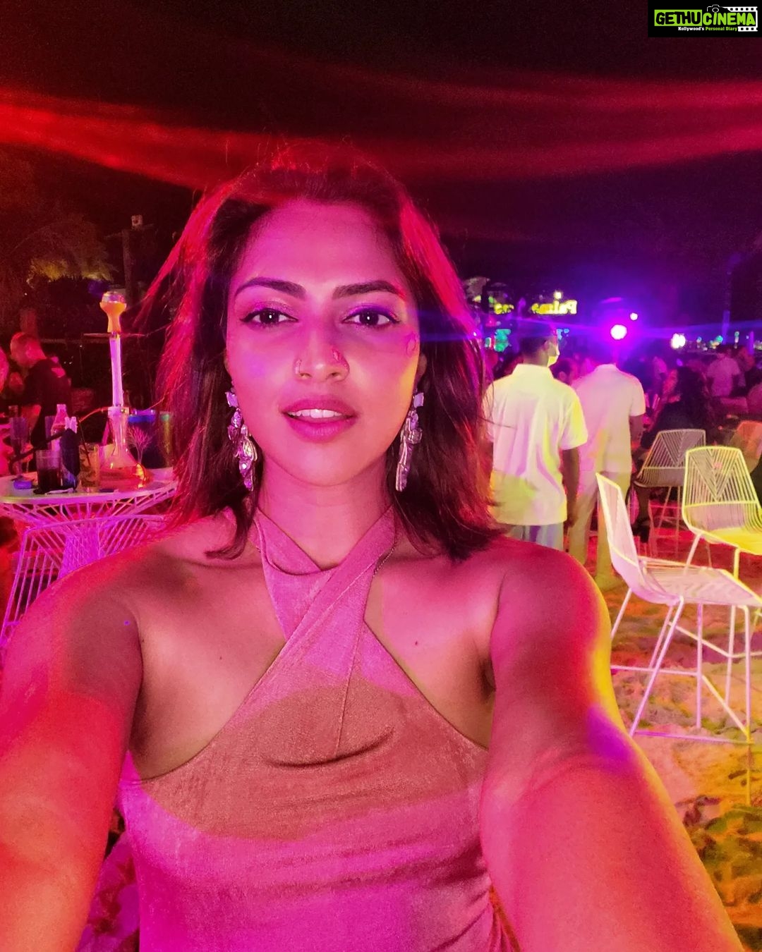 Amala Paul Instagram - You attract what you love. I sent to the universe a little love note, asking for a bright and beautiful 2022. We started off on a bright note and the present is beautiful. Thank you for all the blessings received. πππ #2022 #love #truth #magic #peace #evolve #transcend #abundance #grateful Atlantis, The Palm