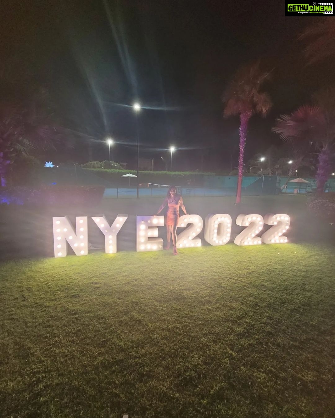 Amala Paul Instagram - You attract what you love. I sent to the universe a little love note, asking for a bright and beautiful 2022. We started off on a bright note and the present is beautiful. Thank you for all the blessings received. πππ #2022 #love #truth #magic #peace #evolve #transcend #abundance #grateful Atlantis, The Palm
