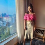 Amala Paul Instagram – Style is a way to say who you are without having to speak.✨😎

Kickstarted the promotions for the first Netflix original Telugu #PittaKathalu today. Thank you universe for all the blessings you send my way. ✨🧿

 MUA 💄 ~ @unnips
#selfstyled 

#PittaKathaluOnNetflix #pittakathalu #Meera #FromFeb19th #netflix #anthology #lovestory #telugu #tollywood #telugumovie #ootd #moviepromotions #grateful #embraceyourtrueself