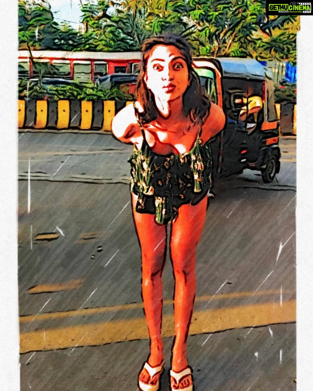 Amala Paul Instagram - Have A Good Time While There's Still Time. #gypsylife #artoftheday #lifeinmumbai