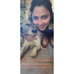 Amala Paul Instagram - Happy NEW YEAR dear fam!!! ☮️💟🕉️☯️ Wish you all a blessed 2020, a great transformational year for humanity in the Planet.