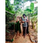 Amala Paul Instagram - In a jungle state of mind! Drinks of the Gods. 💯 . . #gypsy #goodvibes #ootd #greenlove #gardenofthegods #gardenparty #Pondylife #AmalaPaul