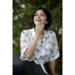 Amala Paul Instagram - Magizhchi 😎 (2/3) . . . #goodmorningfam #morningmusings #magizhchi #throwback #Aadaipromotions #Aadai #AadaiDays #StyledByYoursTruly #AmalaPaul . . 📸 @kiransaphotography 💄 @monalimakeovers 💇‍♀️ @manjula7038