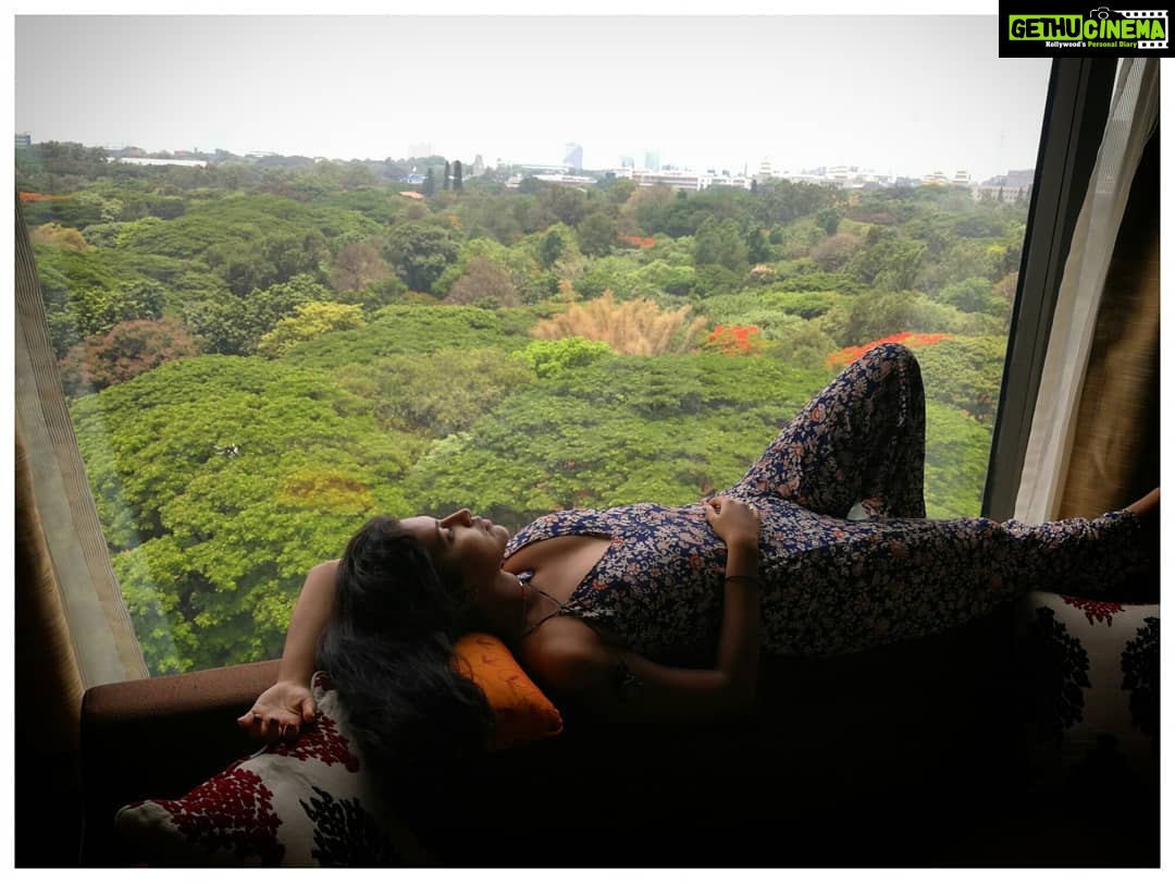 Amala Paul Instagram - M o o d y & F l o a t y Cubbon Park