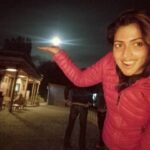 Amala Paul Instagram - Shine back to the moon When he never ceases Even in the darkest of nights, why would you? #LadakhDiaries #Himalayas #HippieHeart #Loveandpeace #fullmoon
