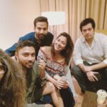 Amala Paul Instagram – My kinda Saturday night with my kinda people!! #aboutlastnight #friends #happyhearts  #endlesschatsandlaughter #freespirit #lovelive