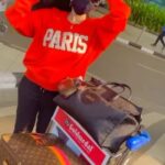 Ameesha Patel Instagram - Travel mode .. work mode .. no not PARIS though I wish it was my destination today … je’taime PARIS.. ✈️✈️✈️✈️✈️✈️