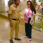 Ameesha Patel Instagram – Thank u Mumbai police for ur great service at the mumbai airport .. super efficient as always 👍🏻👍🏻👍🏻🙏🏻👍🏻💯