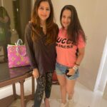 Ameesha Patel Instagram – DELHI.. about last night .. special evening with my lit from within beautiful @mumtazps … ❤️❤️🌈💋