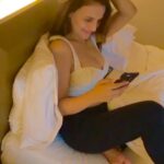 Ameesha Patel Instagram – After a early morning start and a long work day  in Pune .. finally resting in my hotel room and removing some time for my lovely fans over video calls.. thanku team MAHESH…+91 91674 19954🌈🌈🌈🌈