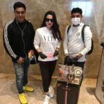Ameesha Patel Instagram - Travel mode .. work mode ... with my team ... 🌈🌈❤️❤️