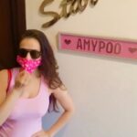 Ameesha Patel Instagram - Cos on Wednesdays we wear Pink.. ( tho u all know I can wear pink evry day .. my fav colour ) .. mask✅always before leaving ur house .. stay safe 💯