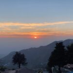 Amyra Dastur Instagram - “When the sun whispers goodbye in soft gold, it hugs the earth as one beautiful soul.” . . . . . . #musoorie #december #mountainview #incredibleindia #sunset #sunsetlovers #traveldiaries #grateful #shootlife