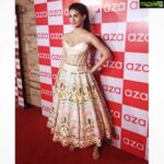Amyra Dastur Instagram - “Life’s too short to wear boring clothes” 🌸 . . #muse for the moment for the #fabulous @papadontpreachbyshubhika ☀️ @azafashions @eshaamiin1 #AzaHolidayEdit ✨