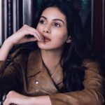 Amyra Dastur Instagram - She was a #wanderer ... in heart, mind and soul ✨ . . . Shot by @divrikhyephotography 📸 Hair by @krisann.figueiredo.mua Make up by @makeupbyriddhima Styled by @thestyleversatile Mumbai, Maharastra