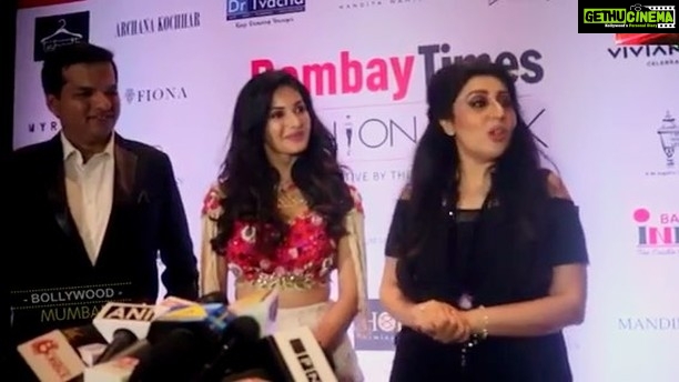 Amyra Dastur Instagram - When the lovely #mumbaimedia made me blush while taking bites after walking for the amazing @archanakochharofficial last night at the 2nd season of @bombaytimes #fashionweek #2018 π₯π₯π₯ The St. Regis Mumbai
