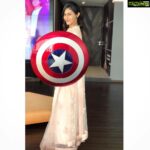 Amyra Dastur Instagram – “It is not about what we deserve.
It is about what we believe.” – #wonderwoman 🕊
.
.
Always wanted to be a superhero. Starting with the #captainamerica shield 😋🤩👊🏻 Hyderabad