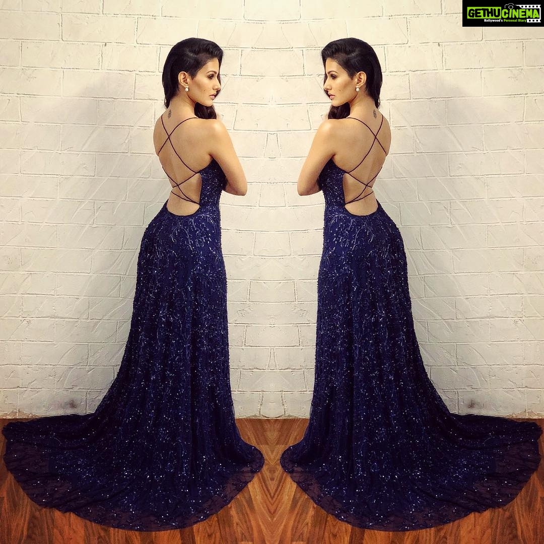 Amyra Dastur Instagram - Shimmering in a #royalblue #sequins #gown by @lavanyacoodly for the 63rd @filmfare awards held last night. #diamondearrings from @anmoljewellers Styled by @talukdarbornali Hair by @ashisbogi Makeup by @makeupandhairbystacy
