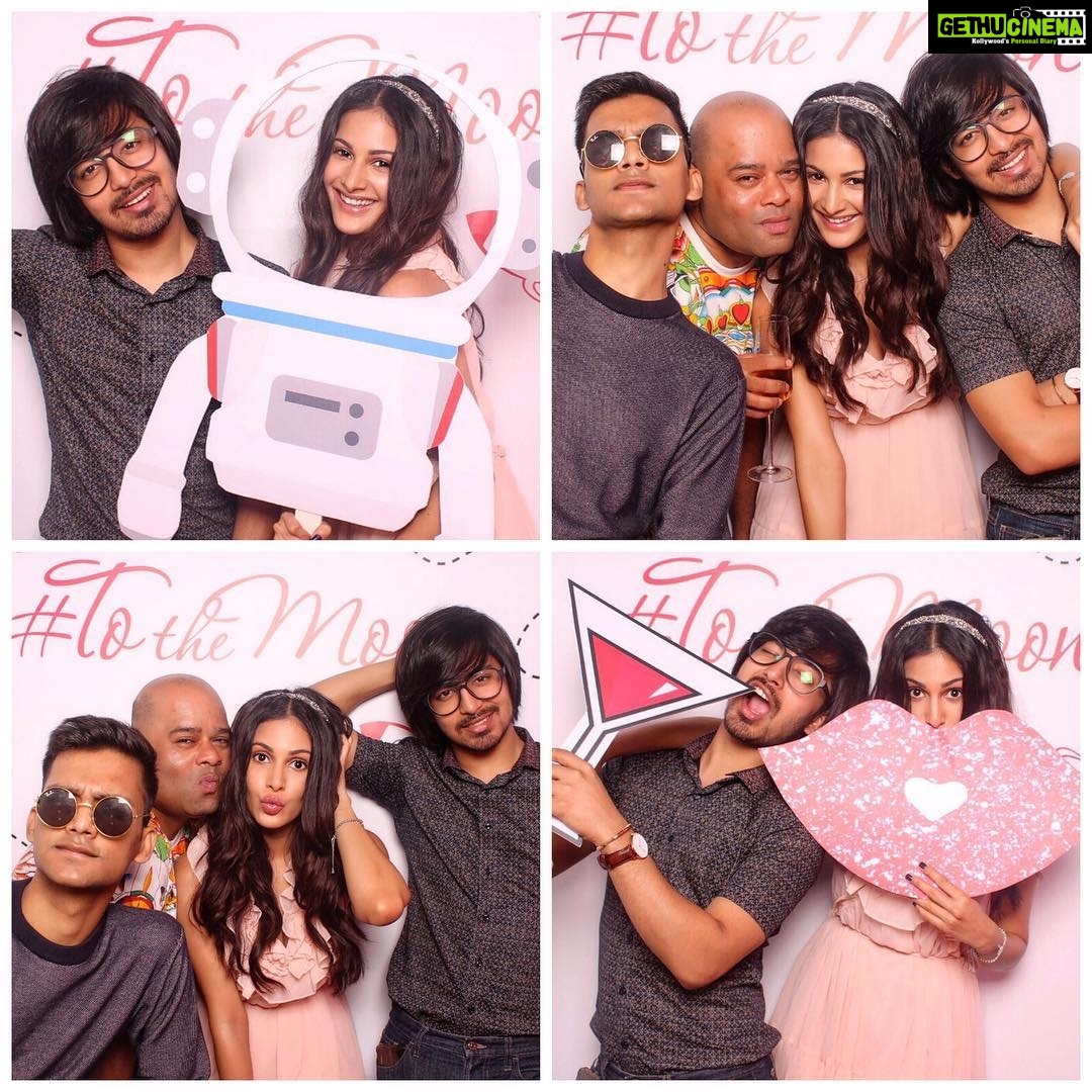 Amyra Dastur Instagram - The crazies🤪🤪🤪🤪 @thestyleversatile @ranjitatwork @ayushpadukone Estella, Juhu