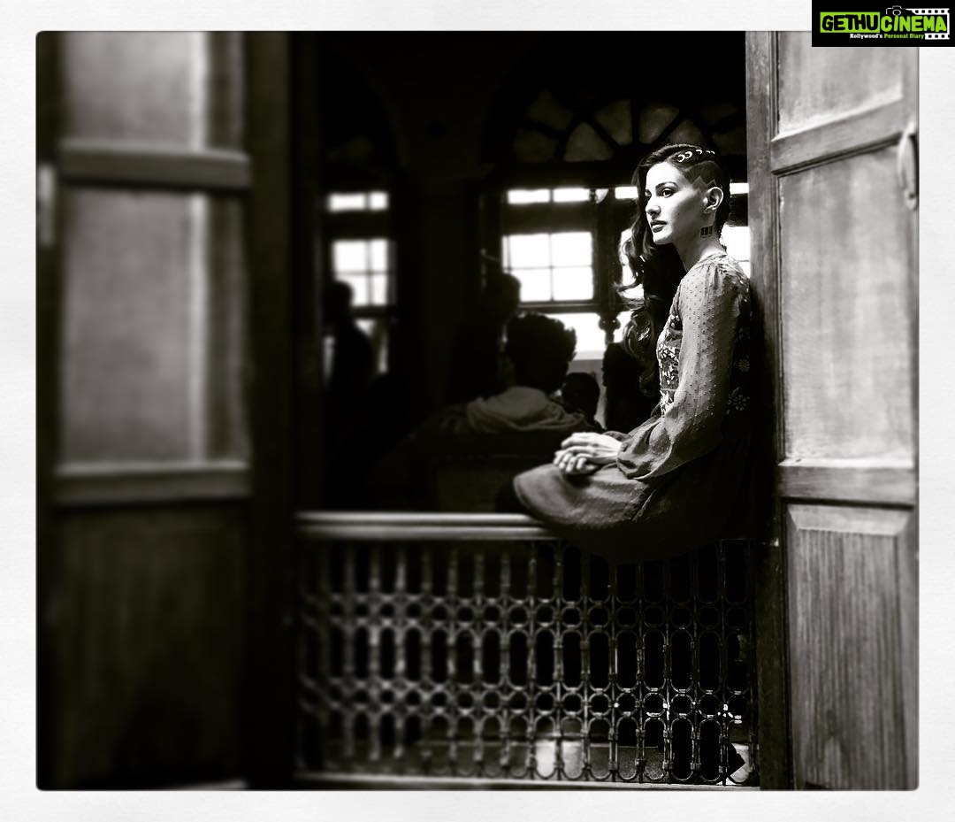 Amyra Dastur Instagram - "She had #little #innocent #demons in her #eyes ... And they #recklessly play with #matches ..." Chandni Chowk, Delhi 6, India