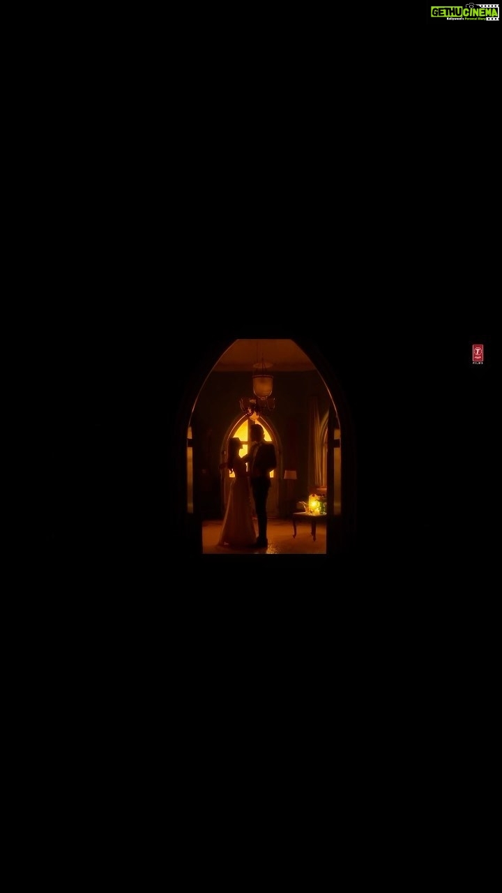 Amyra Dastur Instagram - #koijaanena ➡️ 2nd April 2021 💥 . Trailer Out NOW ✨ @tseriesfilms @tseries.official @aminhajeefilm @kunalkkapoor @karim_hajee68 @ashwinikalsekar @caesar2373 @boscomartis @vidyamalavade @nehamahajanofficial @aditigovitrikar @nida_diwan @arunprasaddam @marchingants_ @jarvisintune @musicalsaurabh @amynhoodaphotography @amaal_mallik @koijaanenamovie . . . #newmovie #hindimovies #feelkaroreelkaro #reels #reelitfeelit #reelsinstagram