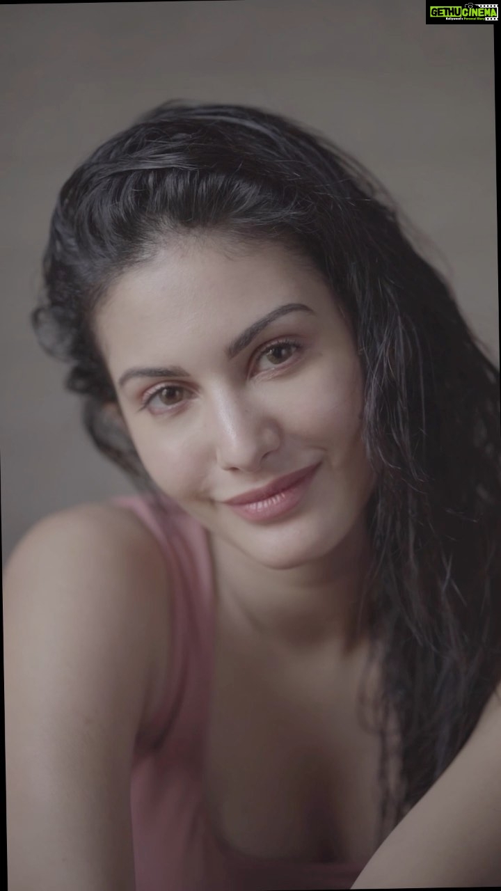 Amyra Dastur - 265.6K Likes - Let your smile change the world. Don’t let the world change your smile. ♥️
.
.
📸 @dieppj
.
.
.
#feelitreelit #feelkaroreelkaro #reels #reelsinstagram #reelitfeelit #smile #naturalmakeup #happygirlsaretheprettiest #spreadlove