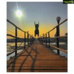 Amyra Dastur Instagram - Sun, Sand & Sea ♥️ . . . #throwbackthursday #throwback #goa #sunset #travelphotography #majormissing #holiday #silhouette #wanderlust Mandrem, Goa, India
