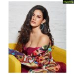 Amyra Dastur Instagram - 🌈🦄🍭🦚💫🍇🍬 . . 📸 @trishasarang #hair & #mua @simua_996 Styled by @richamehta1990 Wearing @bobocalcutta @brindasneha @aditi_bhatt White box studio