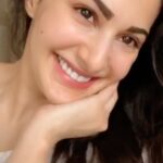 Amyra Dastur Instagram - So this is one of my favourite home made hair and skin remedy. Fermented Rice Water is a proven trick to strength hair elasticity and decrease hair fall. I wash my hair 3 times a week and I would recommend you to use the fermented rice water for two washes in a row and then use your normal conditioner for your 3rd hair wash of the week. The rice + lemon + coconut face mask is great for hydrating your skin and giving you that fabulous glow. . . #beauty #haircare #beautytips #glowingskin #fermentedricewater #homemade #homemademask #hairfall #skincare #skin #skincaretips #skincarejunkie