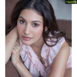 Amyra Dastur Instagram - “You’ll find her blossoming around midnight, growing flower beds under the satellite. She is a stay up late, weird, talk to the moon, dance under constellations girl.” - #melodylee ✨. . . 📸 @madetart MUA @___lemii___ Hair @makeupnhairbyankita Styled by @artcantbebothered