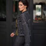 Amyra Dastur Instagram - ♠️🖤♠️RocknRoller♠️🖤♠️ . . . @rsbyrockystar @rockystarofficial ⚜️ 📸 @madetart 📸 🎩 @artcantbebothered 🎩 The Siam