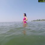 Amyra Dastur Instagram - Starting 2019 in the Sea 🌊 😁🙏🏻 . . #mermaid #waterbaby #beachbabe #traveller . . 📸 @riidawg LaRiSa Beach Resort